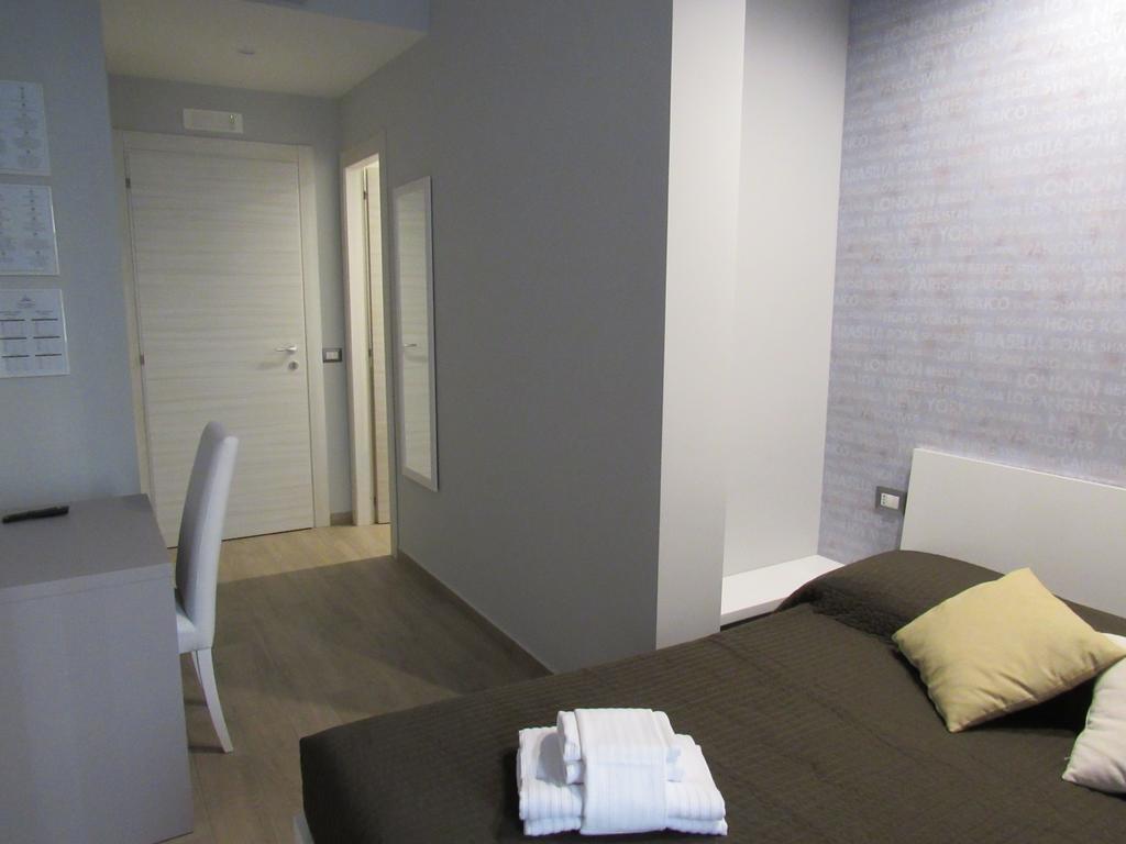 Pianeta Roma 127 Bed & Breakfast Bagian luar foto