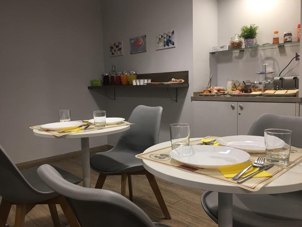 Pianeta Roma 127 Bed & Breakfast Bagian luar foto